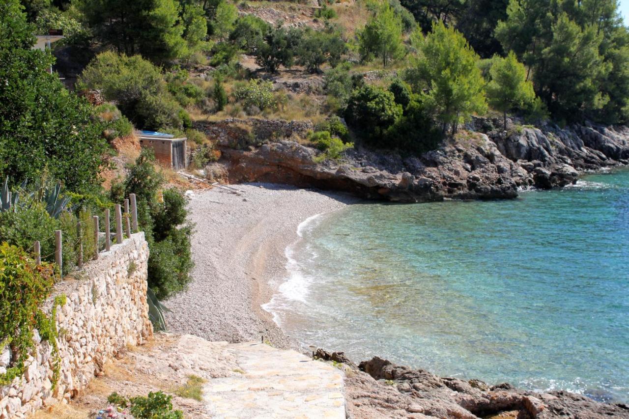 Seaside House For Families With Children Cove Tvrdni Dolac, Hvar - 2057 Gdinj Luaran gambar